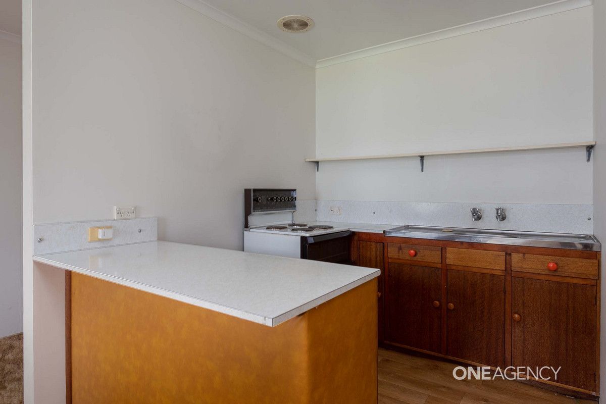 4/16 Johnson Street, Upper Burnie TAS 7320, Image 2