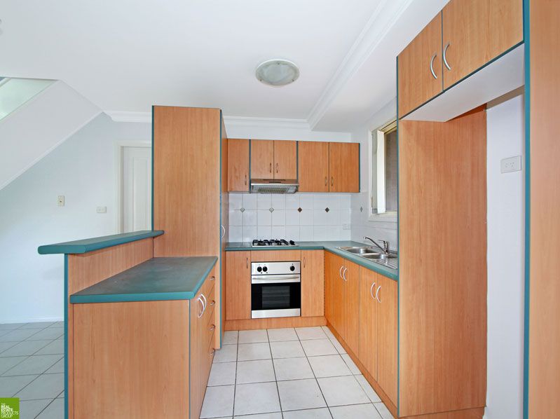 4/18-20 Osborne Street, Wollongong NSW 2500, Image 2