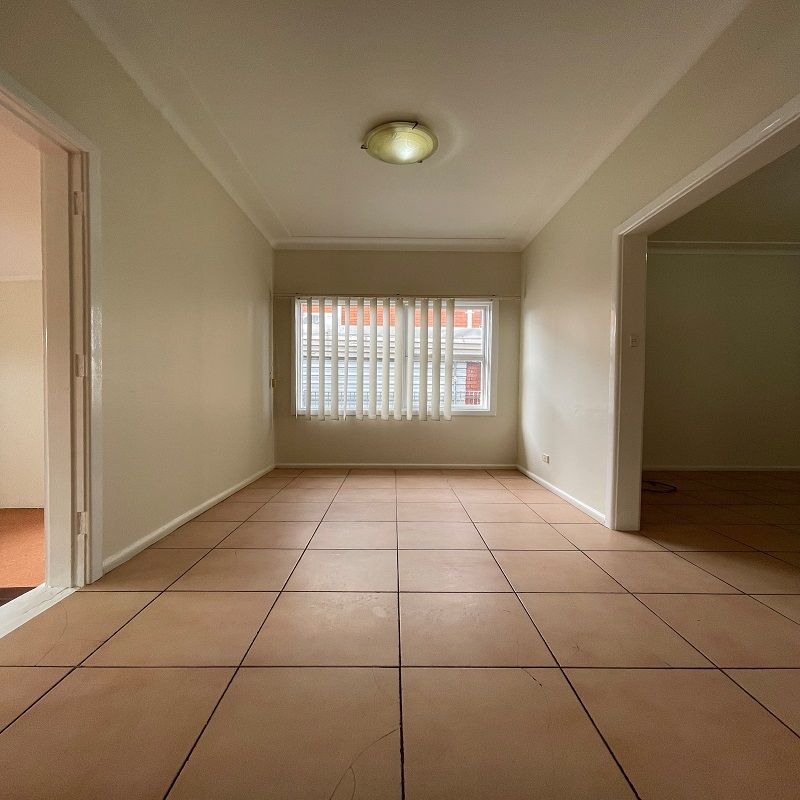 7 Ainslie Street, Fairfield West NSW 2165 House For Rent 600 Domain