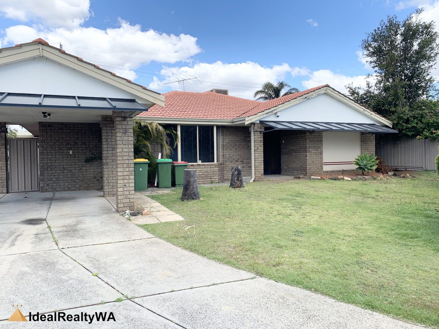 4 bedrooms House in 9 Capill Corner LEEMING WA, 6149