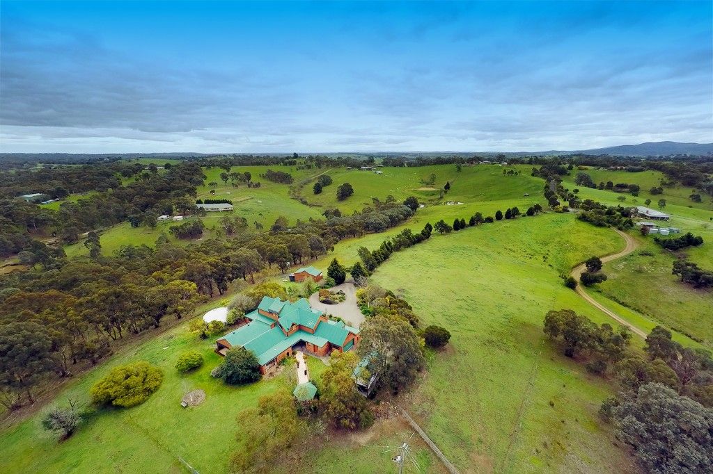 51 Cleeve Court, Cottles Bridge VIC 3099, Image 2