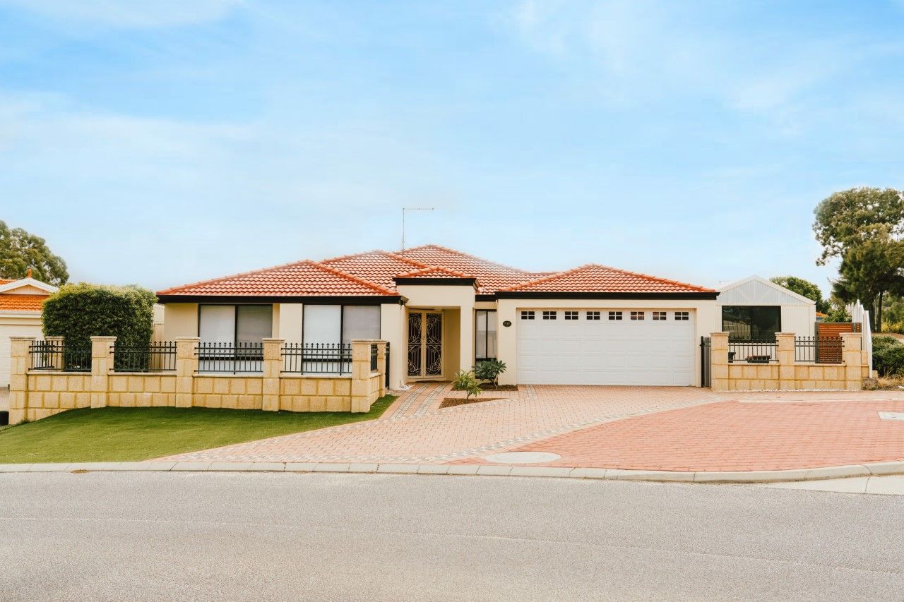 16 Macalpine Retreat, Kinross WA 6028, Image 1