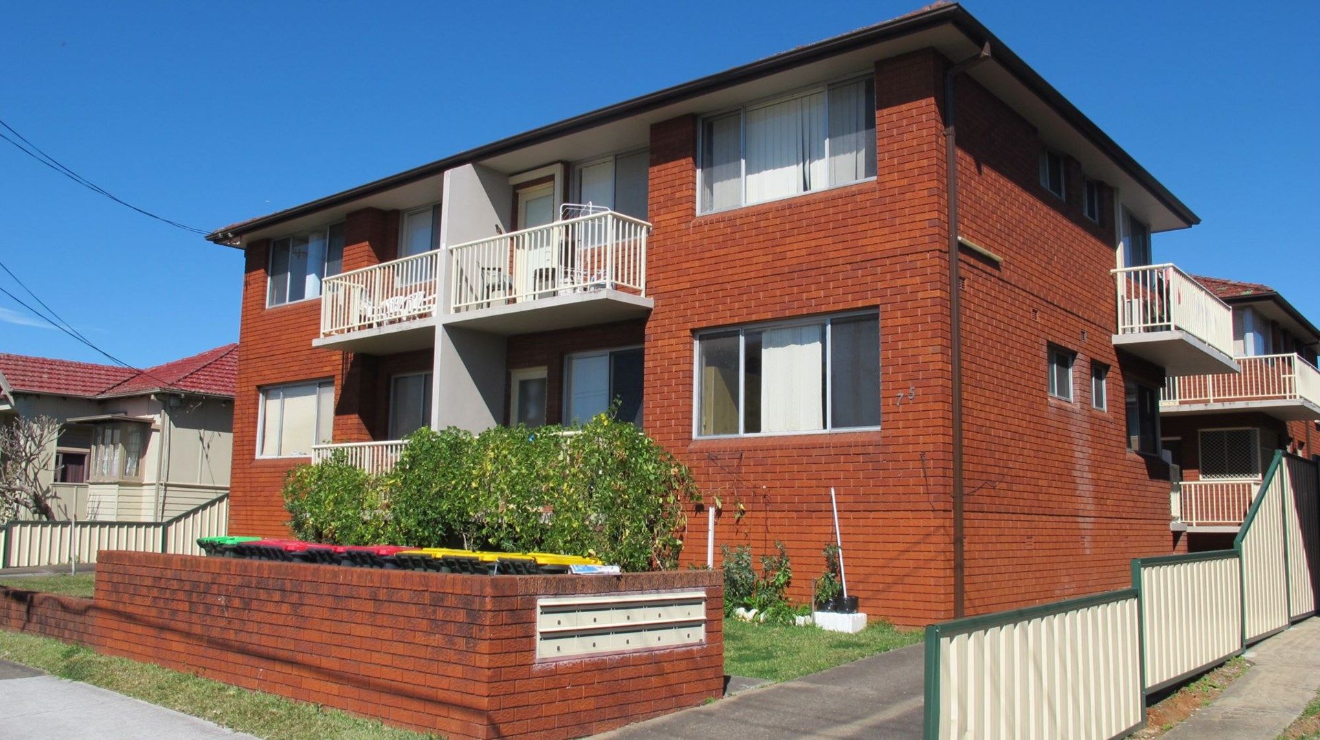 2 bedrooms Apartment / Unit / Flat in Unit 10/75 Dudley St PUNCHBOWL NSW, 2196