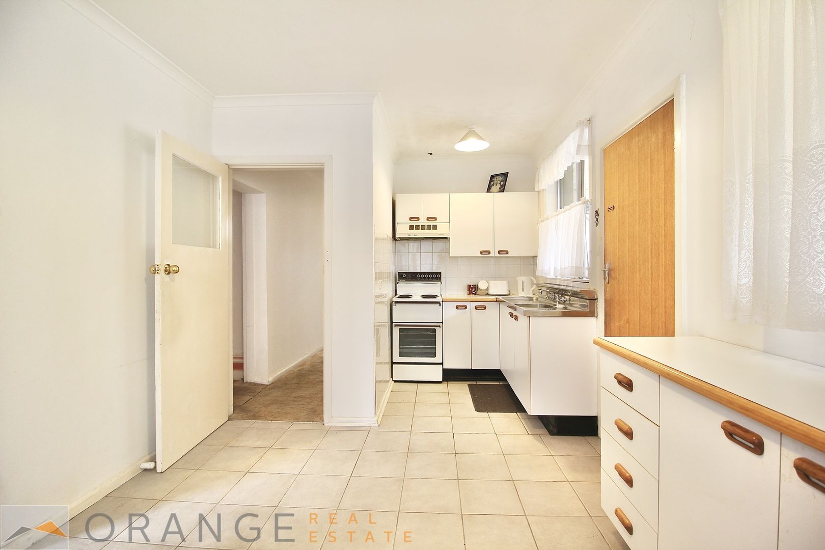 73 Clinton Street, Orange NSW 2800, Image 2