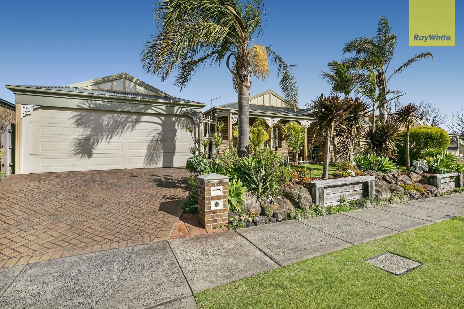 17 Glenside Walk, Berwick VIC 3806, Image 0