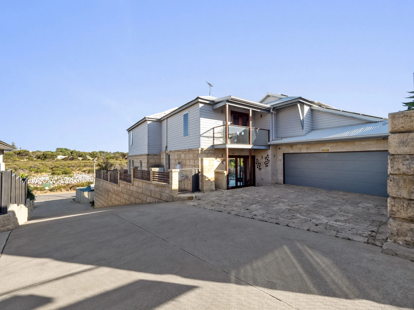 Additional image 31 of 2/92 Janis Street, Halls Head WA 6210