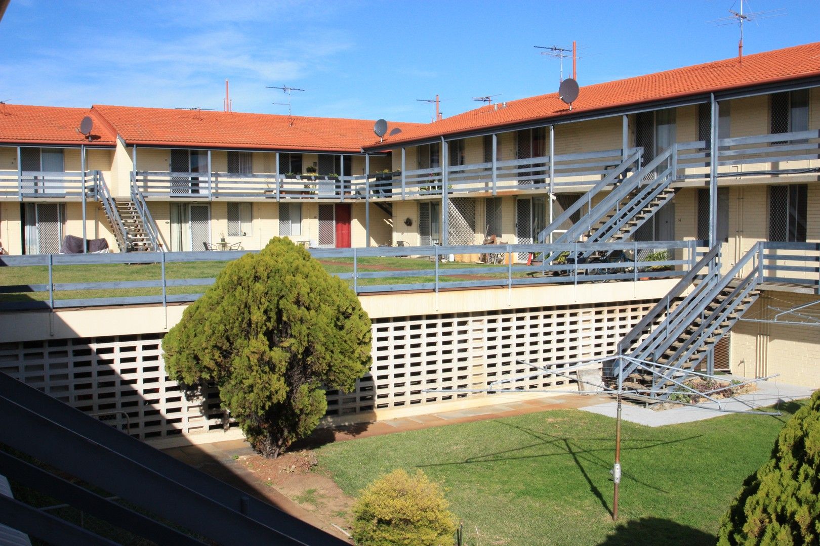 2 bedrooms Apartment / Unit / Flat in 45/19 Blackwood Avenue HAMILTON HILL WA, 6163