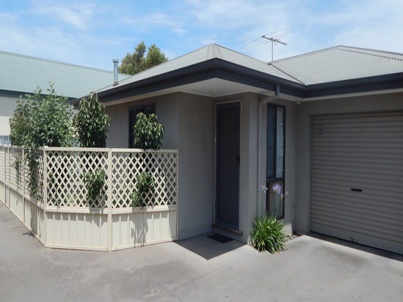 2 bedrooms Apartment / Unit / Flat in 3/206 Plummer Street SOUTH ALBURY NSW, 2640