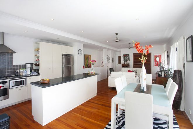 Picture of 2/23 Sobraon Street, SUNRISE BEACH QLD 4567