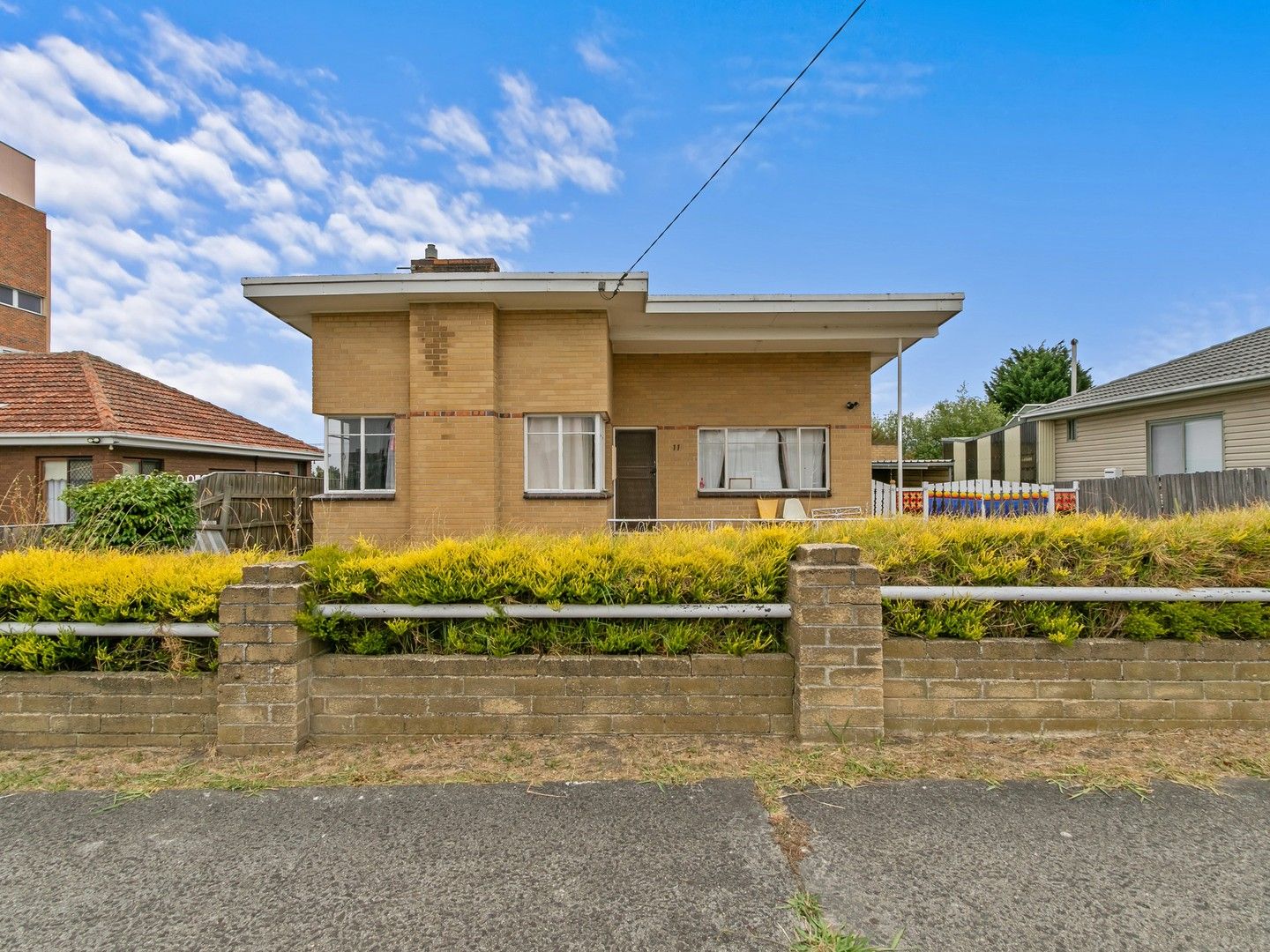 3 bedrooms House in 11 Victor Street MORWELL VIC, 3840