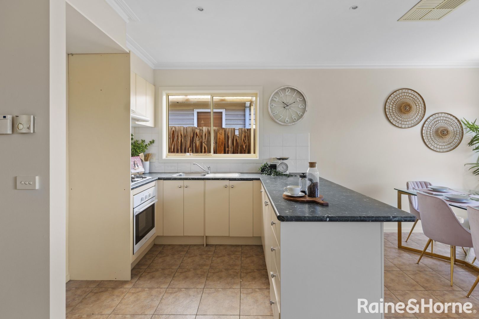 10 Runcorn Crescent, Deer Park VIC 3023, Image 1