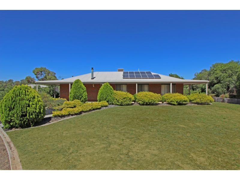 2 Stephen Court, MAIDEN GULLY VIC 3551, Image 0