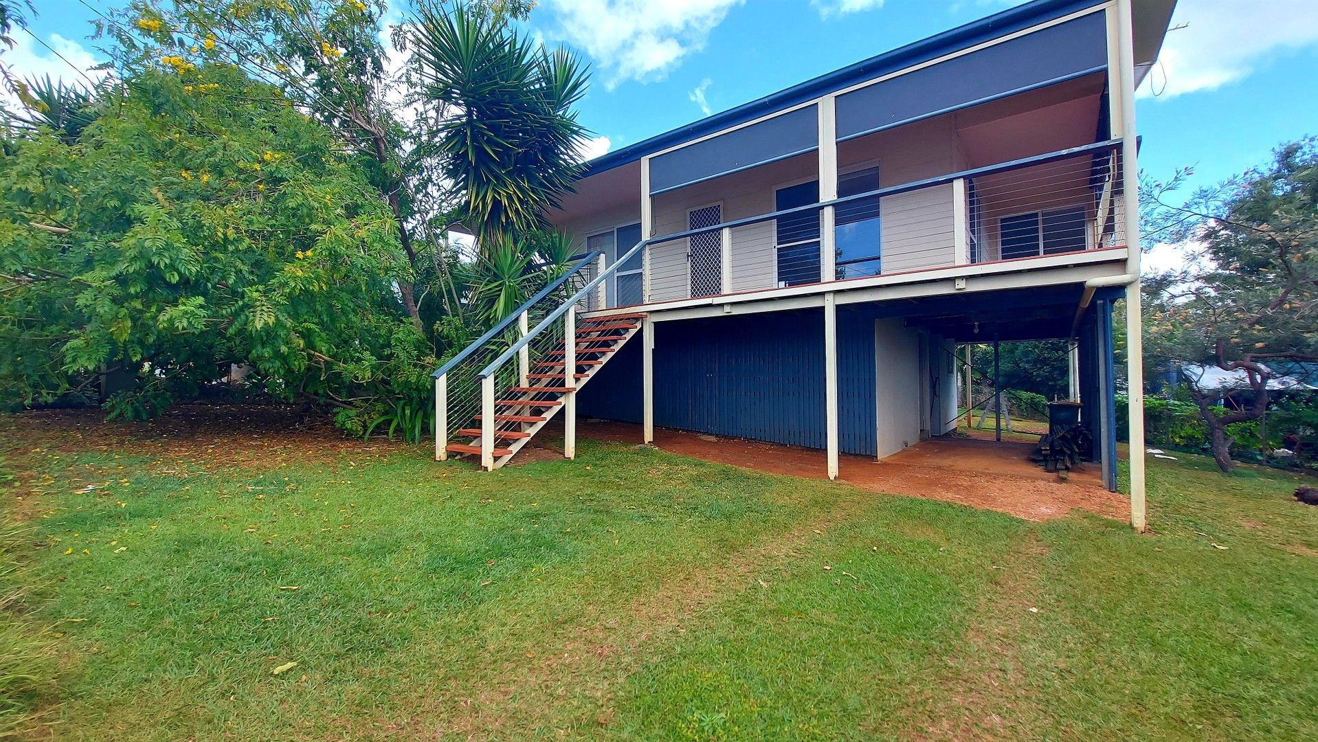 3 bedrooms House in 23 Blue Waters Cres MACLEAY ISLAND QLD, 4184