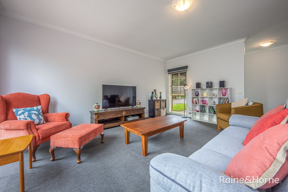 2/31 Harker Street, Sunbury VIC 3429, Image 2