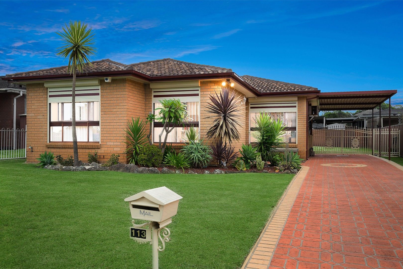 113 St Johns Road, Green Valley NSW 2168, Image 0