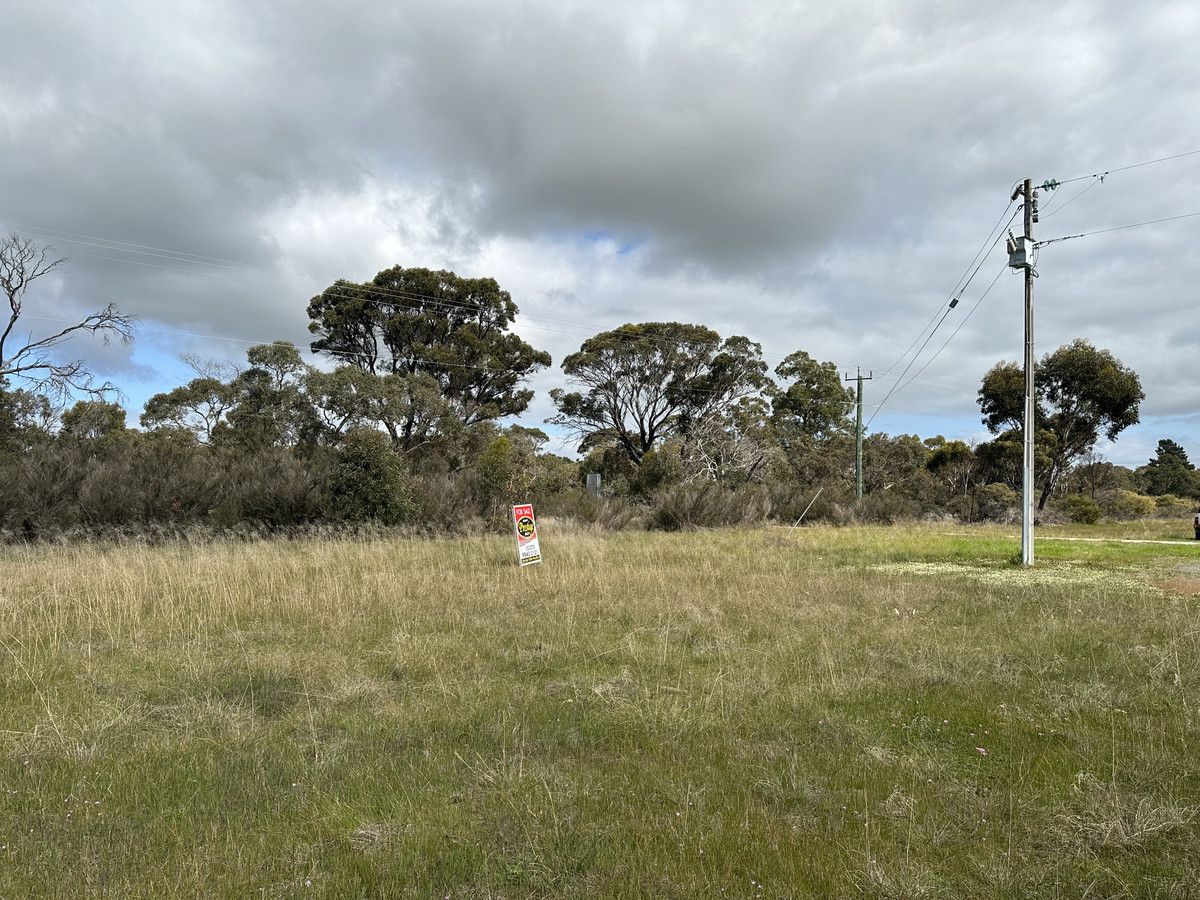 42 (Lot 800) Seventh Avenue, Kendenup WA 6323, Image 2