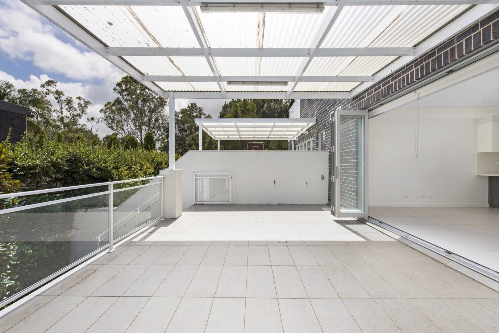 4 bedrooms House in 1a Bayview Avenue EARLWOOD NSW, 2206