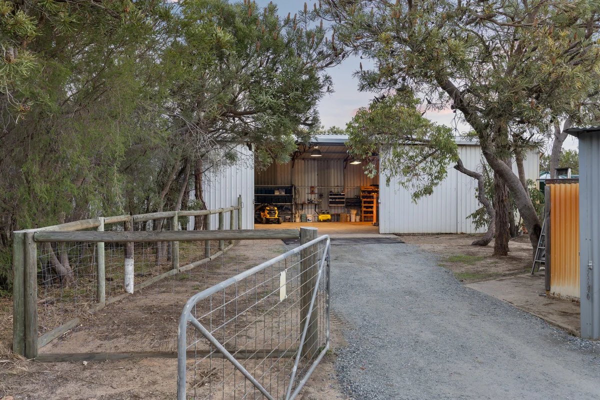 Additional image 29 of 33 Tuart Close, Stake Hill WA 6181