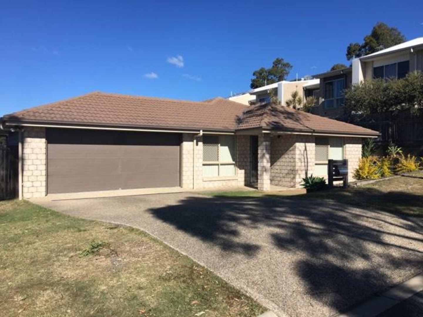 4 bedrooms House in 16 Rosella Crescent SPRINGFIELD LAKES QLD, 4300
