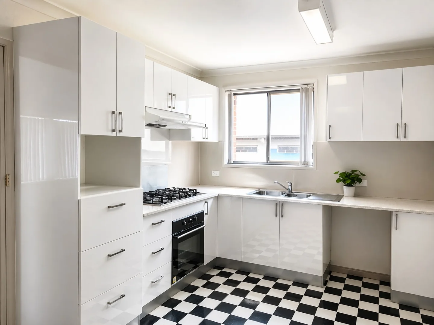 Additional image 2 of 86 Grantham Road, Seven Hills NSW 2147