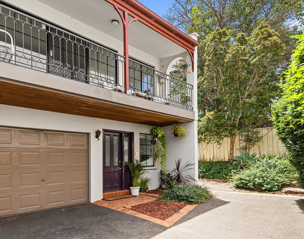 4/4 Broadview Avenue, Gosford NSW 2250