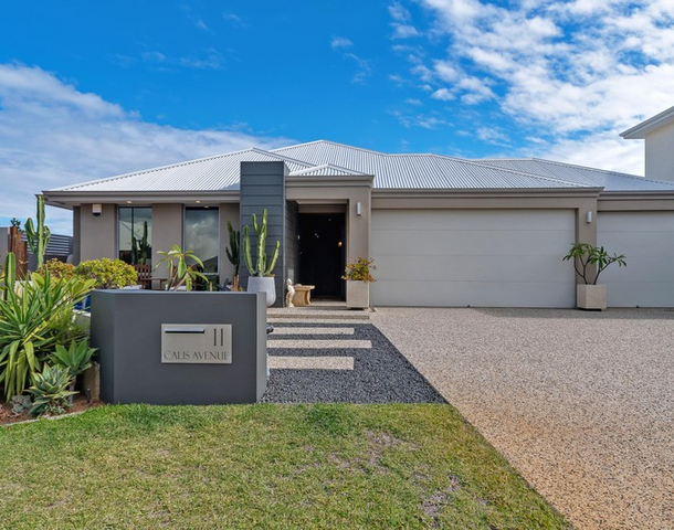 11 Calis Avenue, Iluka WA 6028