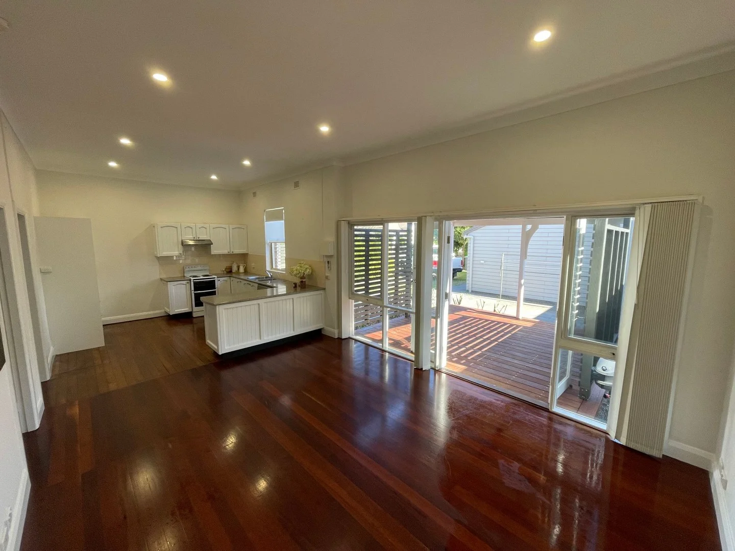 2/106 Turnbull Street, Hamilton South NSW 2303