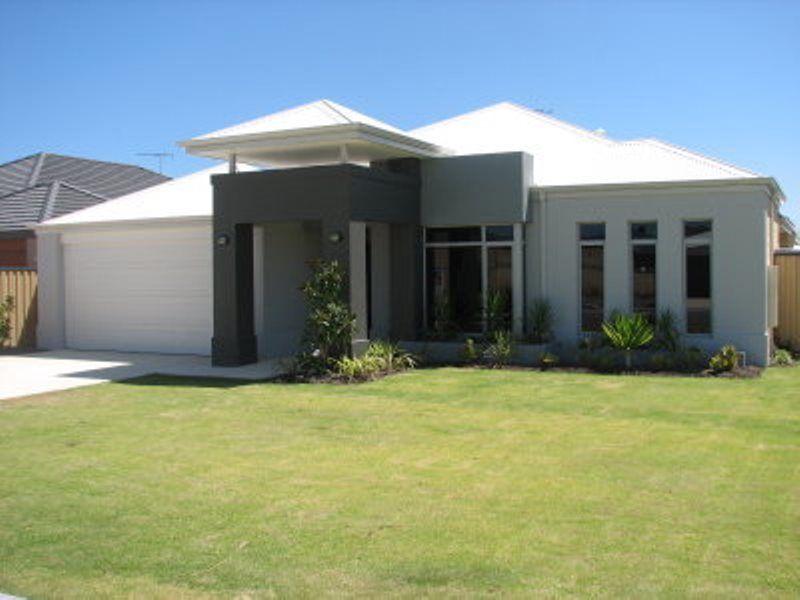 4 bedrooms House in 10 Tibicen Rd TAPPING WA, 6065