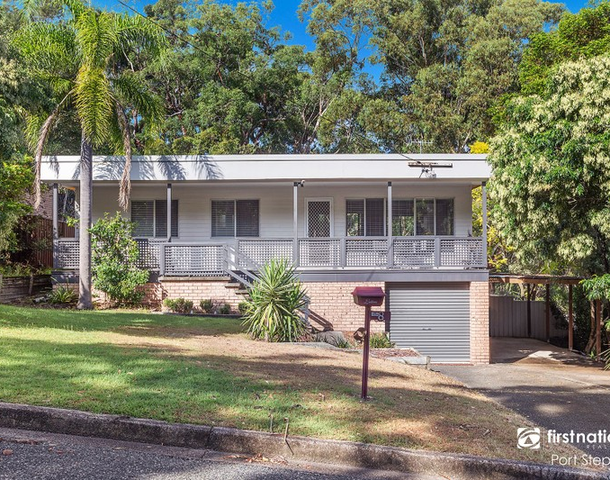 8 Dirigeree Street, Nelson Bay NSW 2315