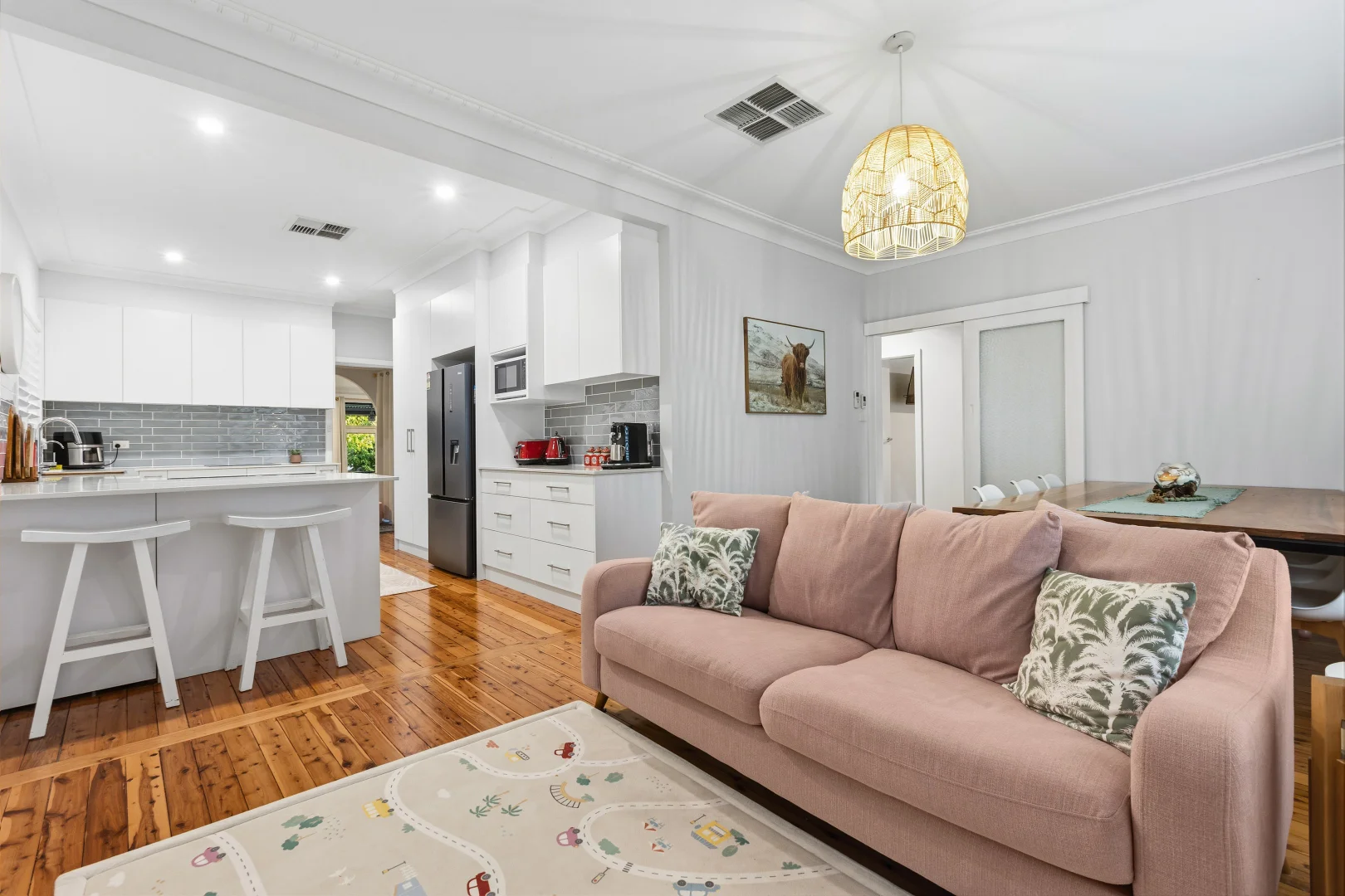 Additional image 3 of 11 White Avenue, Kooringal NSW 2650