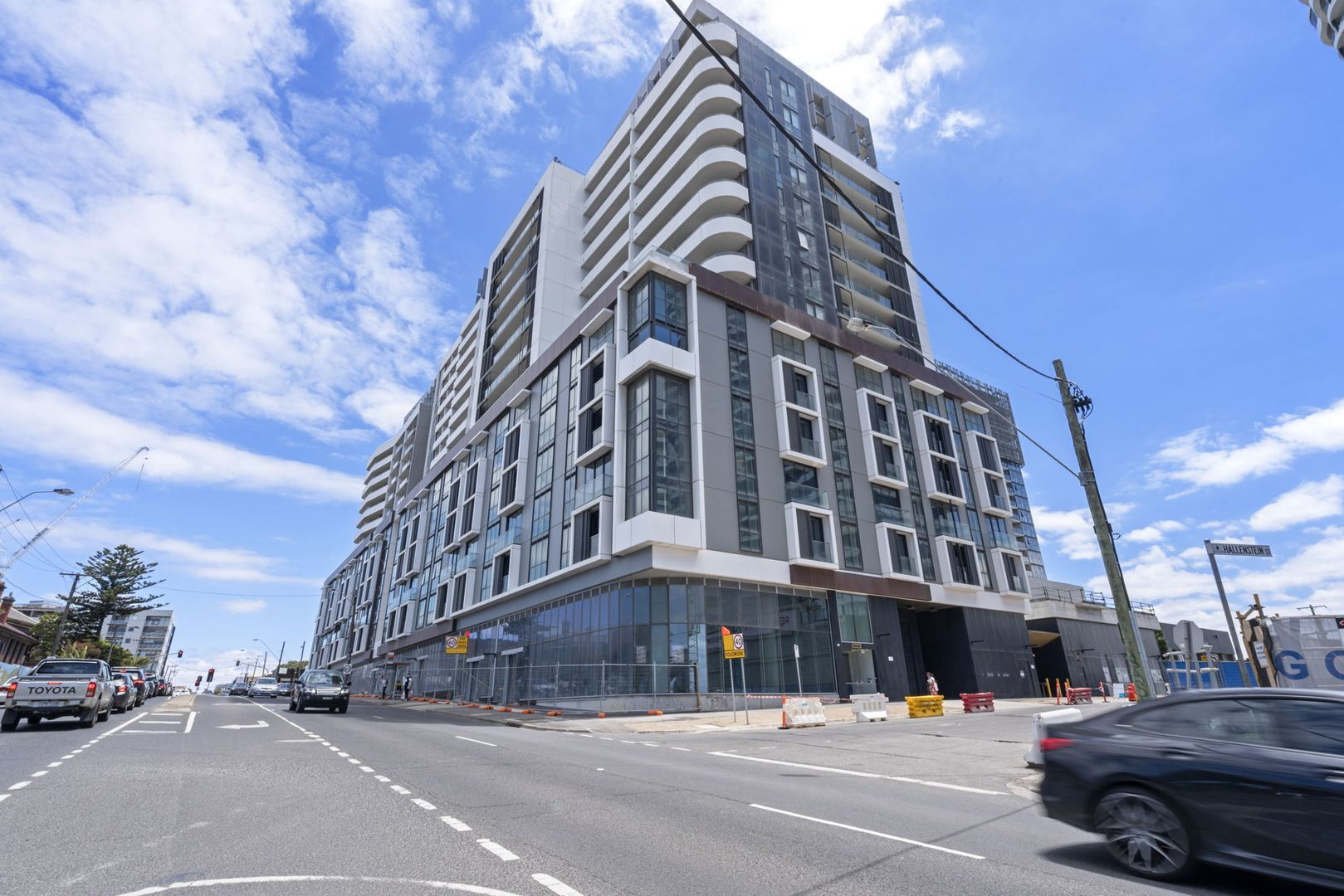 3 bedrooms Apartment / Unit / Flat in 1009E/6 Tannery Walk FOOTSCRAY VIC, 3011