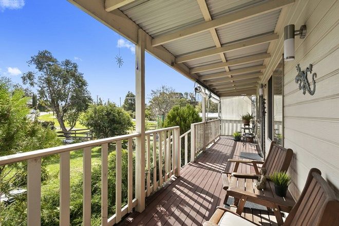 Picture of 4 Wynvale Rise, HEPBURN VIC 3461