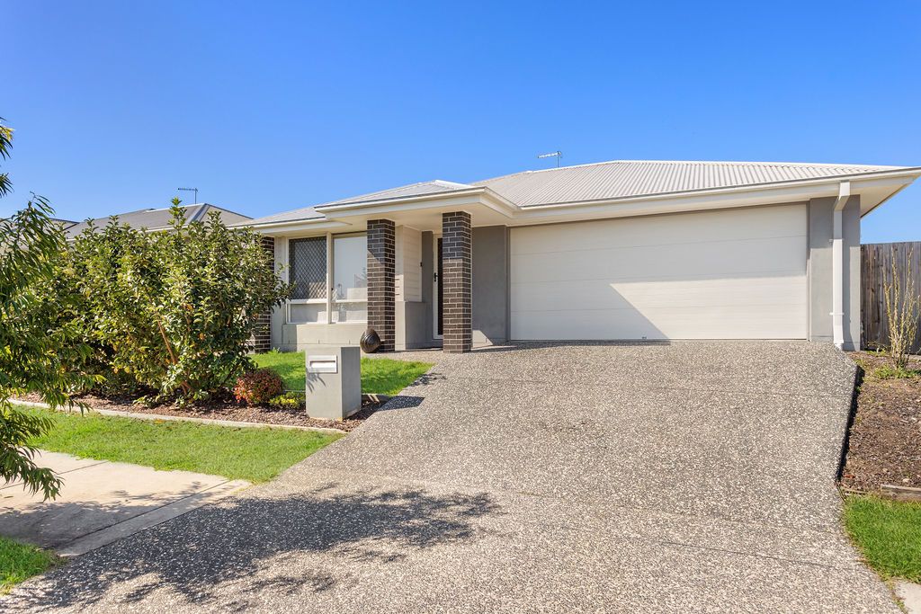 4 bedrooms House in 33 Primrose Crescent REDBANK PLAINS QLD, 4301