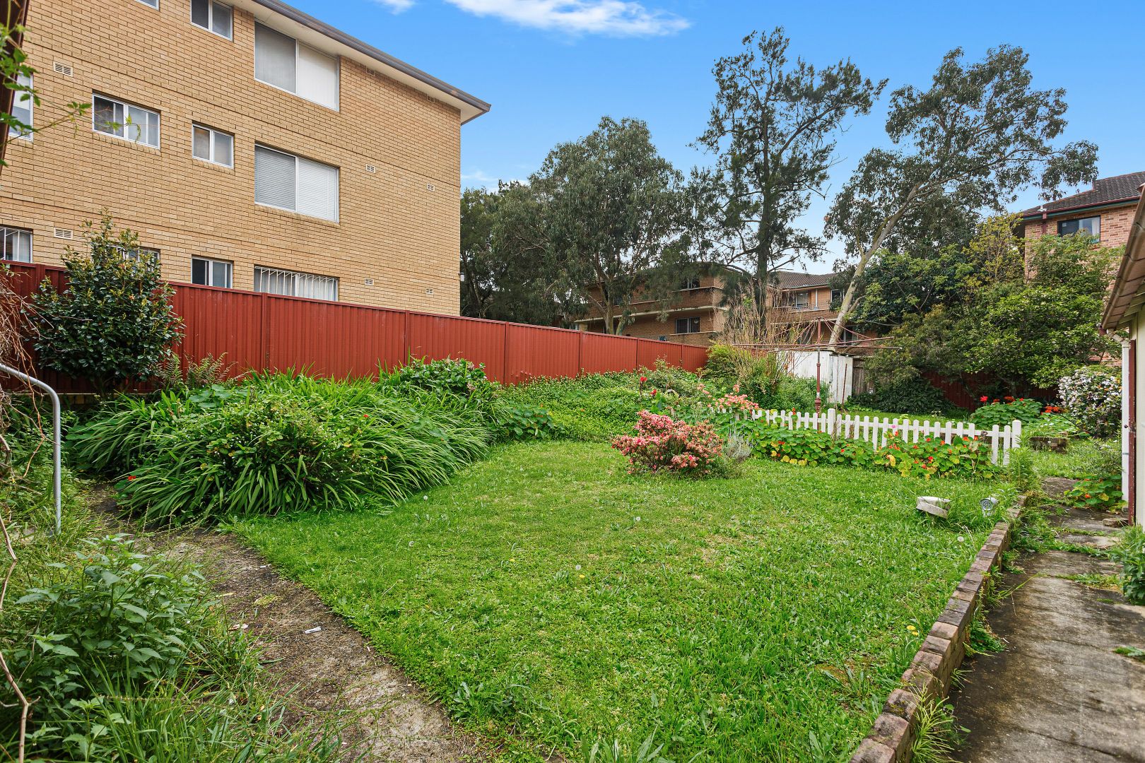 58 The Avenue, Hurstville NSW 2220, Image 2