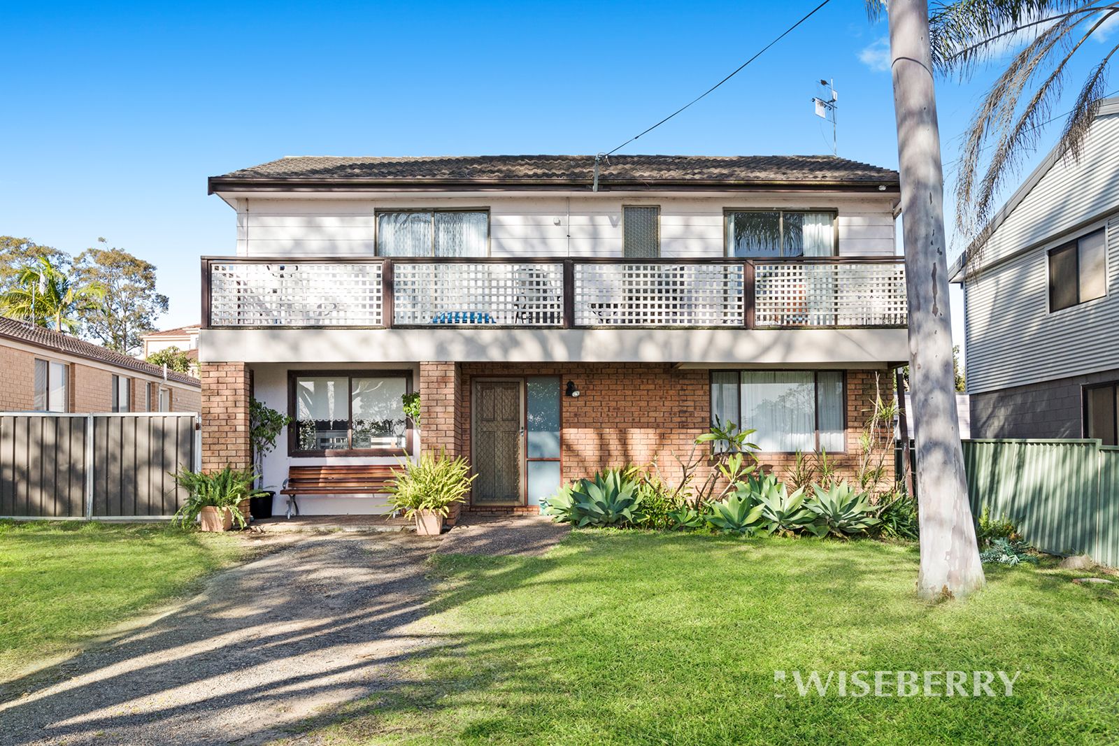 663 Pacific Highway, Kanwal NSW 2259