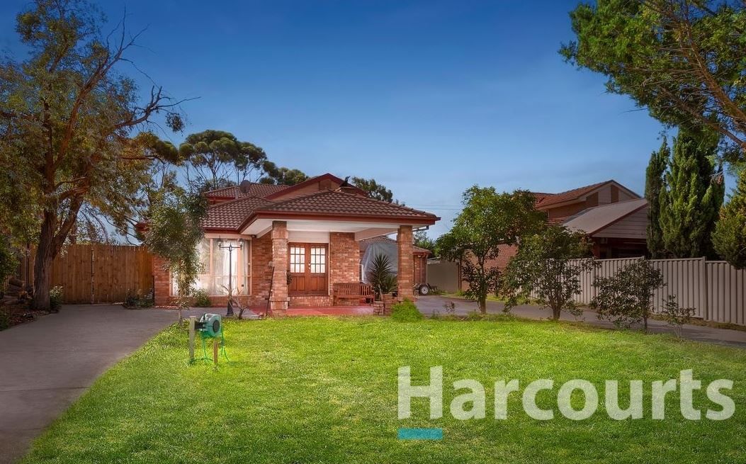 3 bedrooms House in 15 Laguna Close KEILOR LODGE VIC, 3038