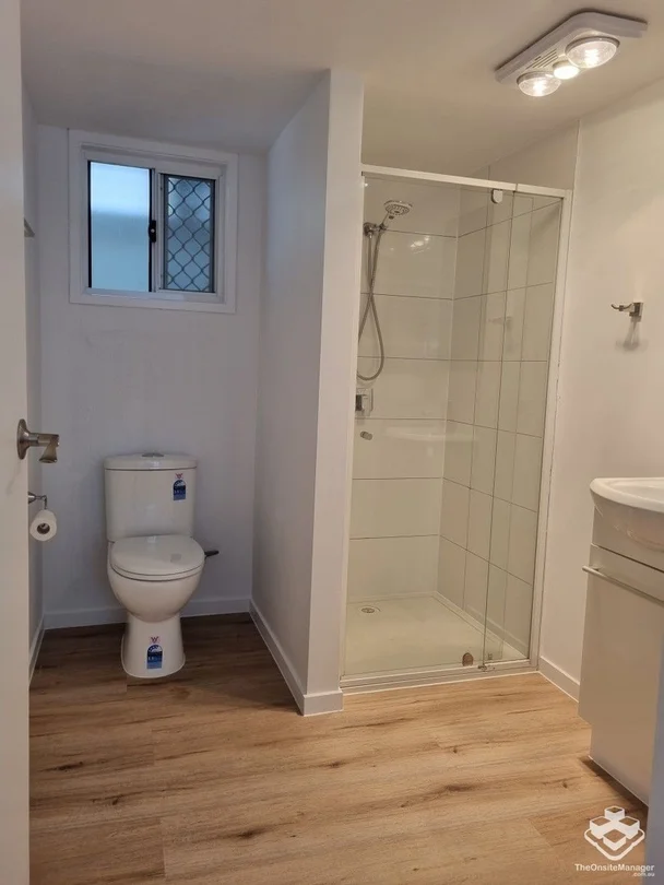 Additional image 6 of 34 William Parade, Fairfield QLD 4103