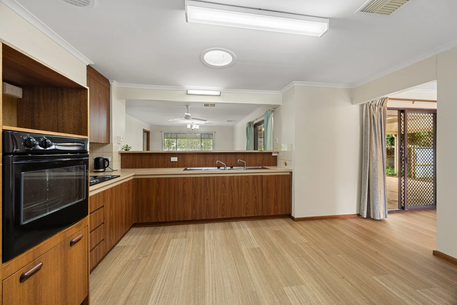 Additional image 8 of 28 Garden Crescent, Murray Bridge SA 5253