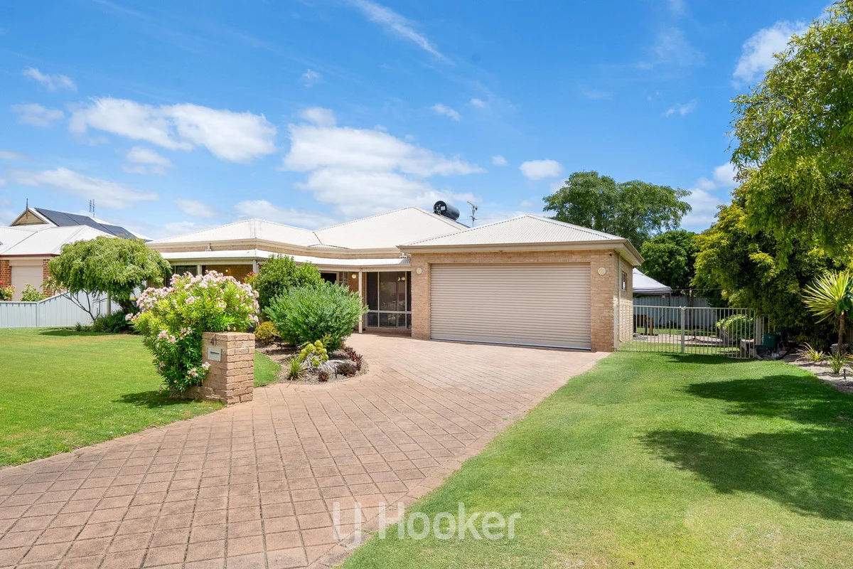 Primary image of 41 Harwood Road, Geographe WA 6280