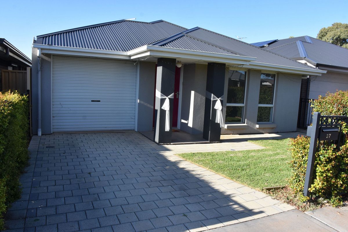 3 bedrooms House in 37 Clementine Avenue MUNNO PARA SA, 5115