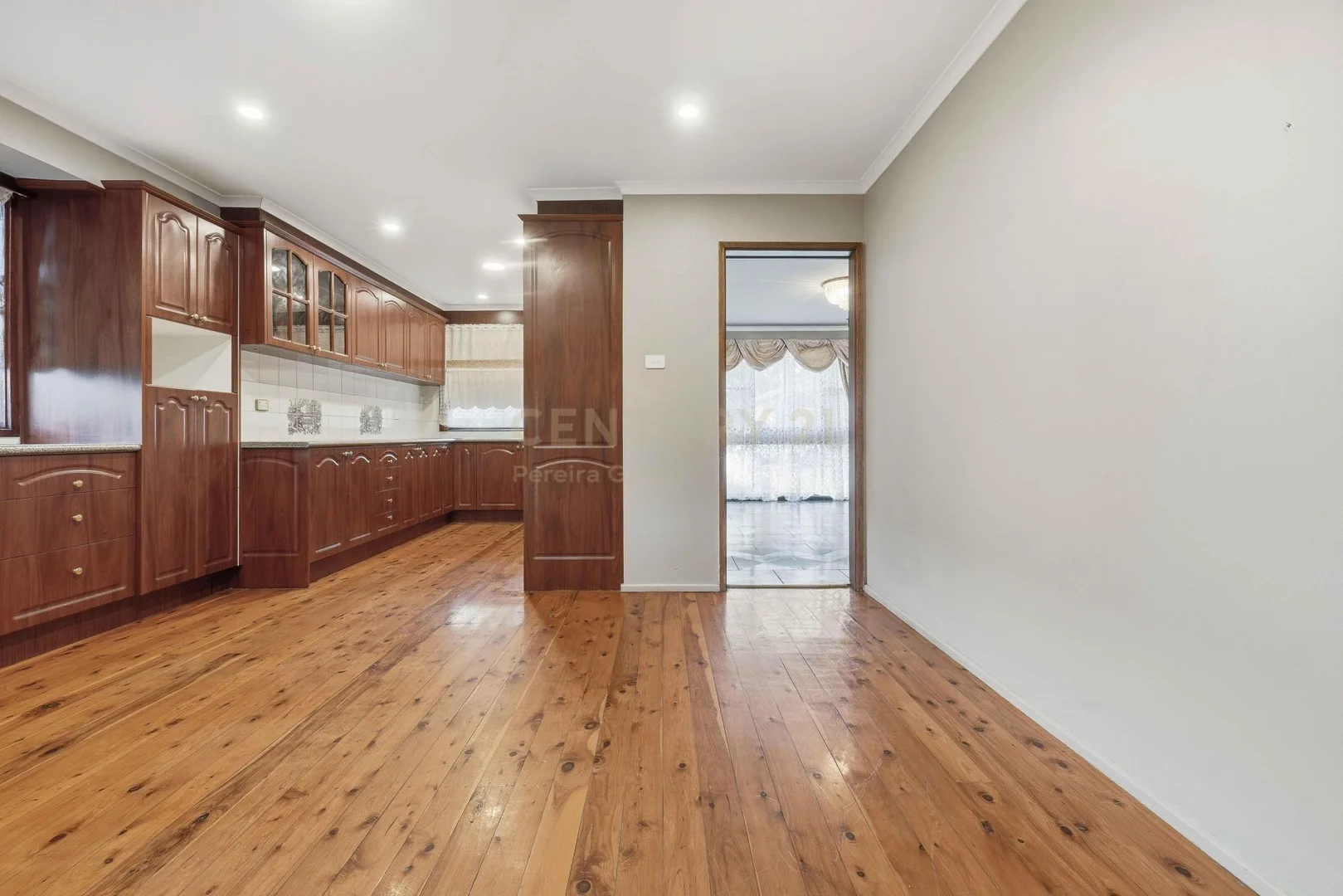 Additional image 7 of 3 Dunkeld Place, St Andrews NSW 2566