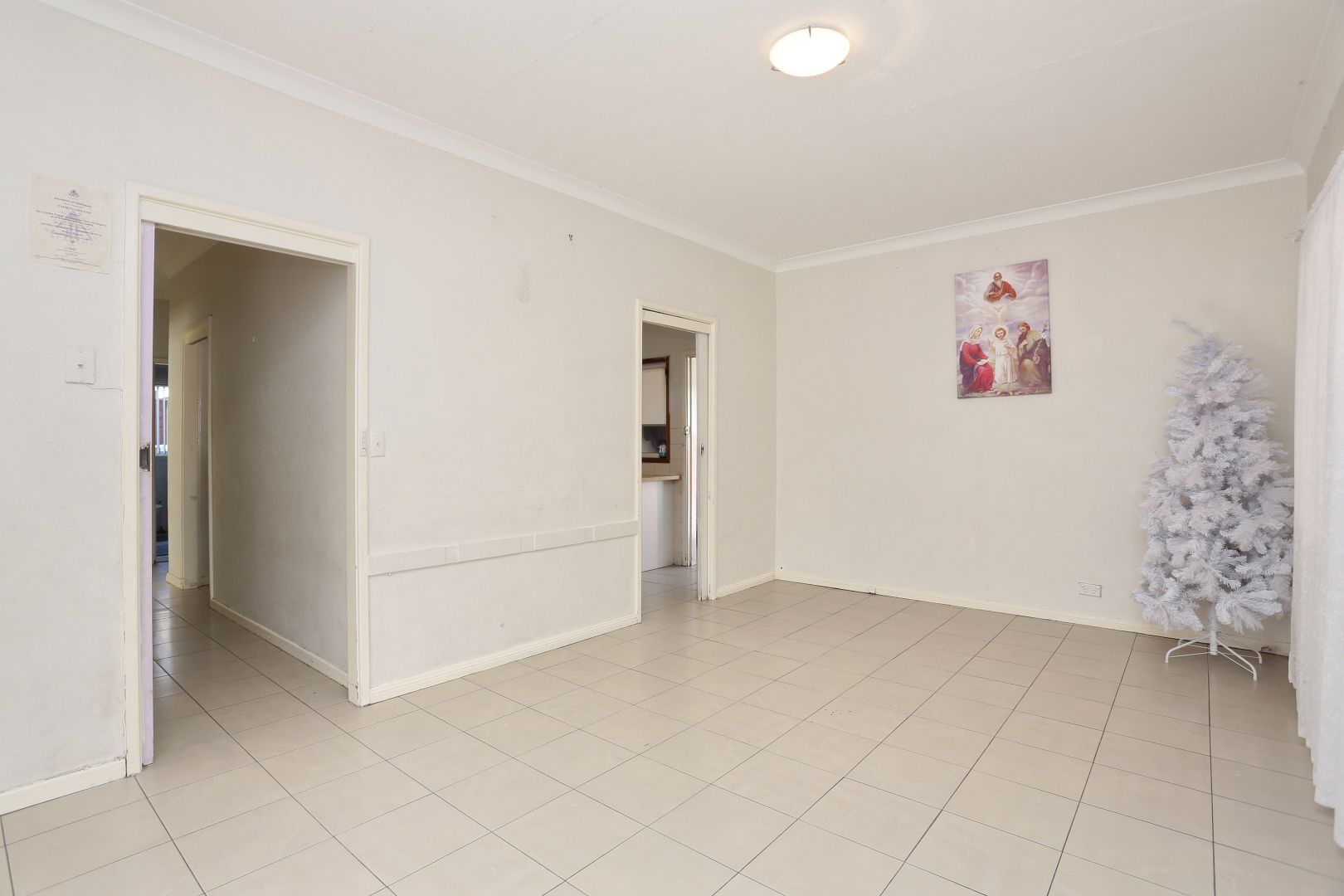 4 Thorney Road, Fairfield West NSW 2165, Image 2