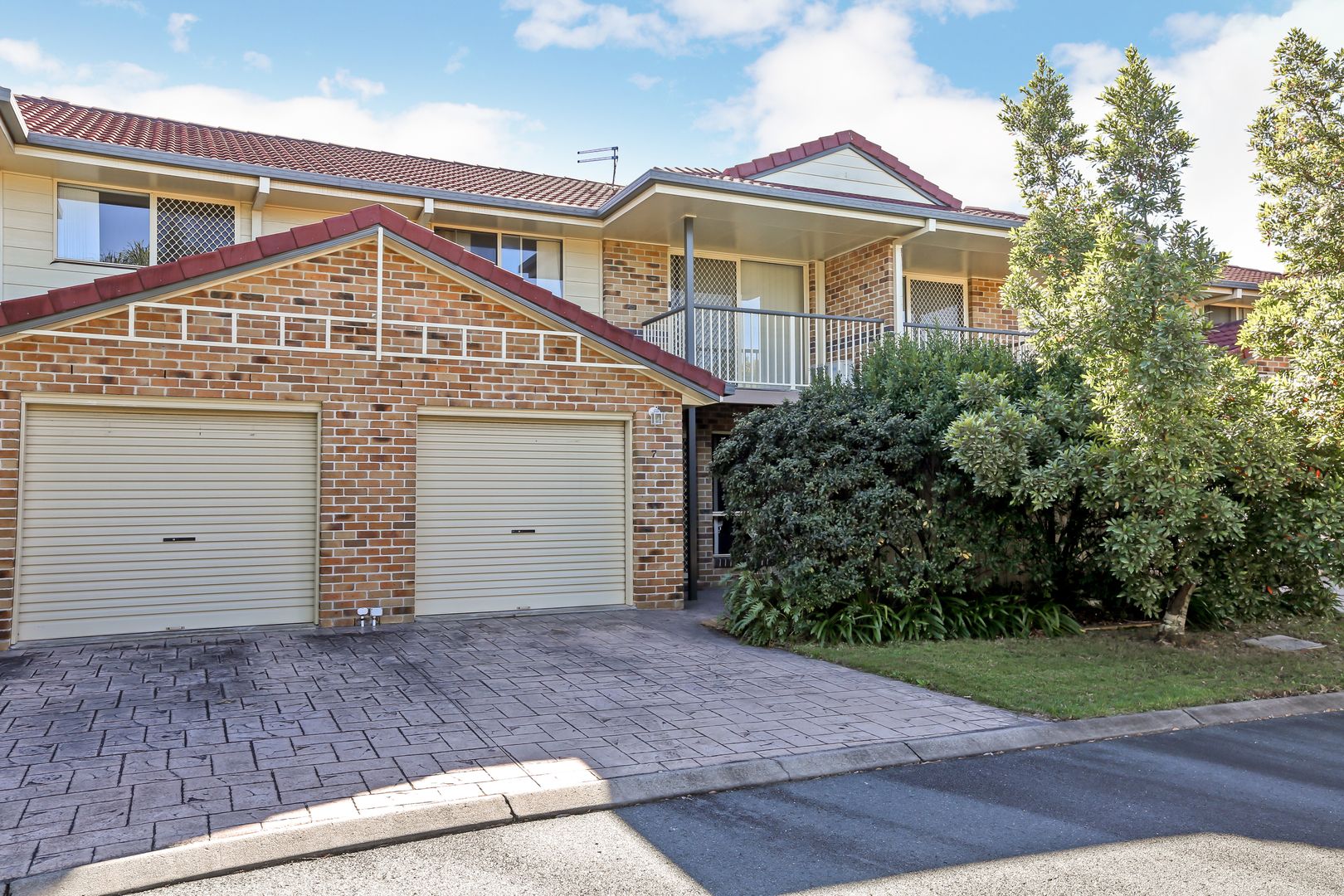 7/138 Golden Avenue, Calamvale Property History & Address Research