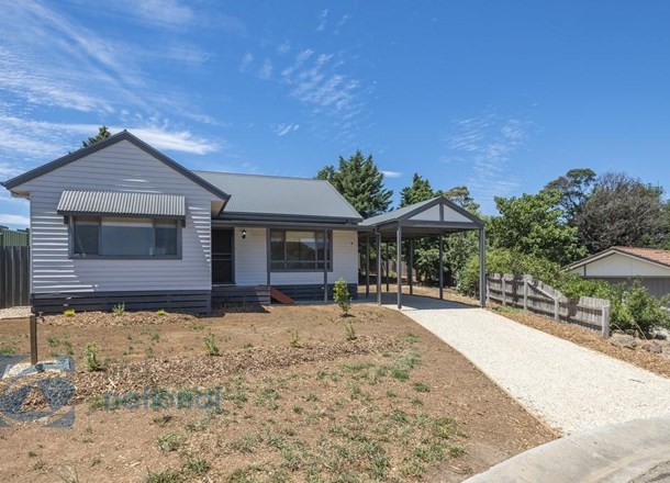 9 Tobias Place, Kilmore VIC 3764