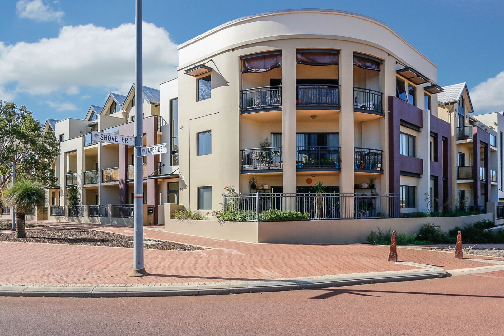 Unit 7/160 Lakeside Drive, Joondalup WA 6027 Domain