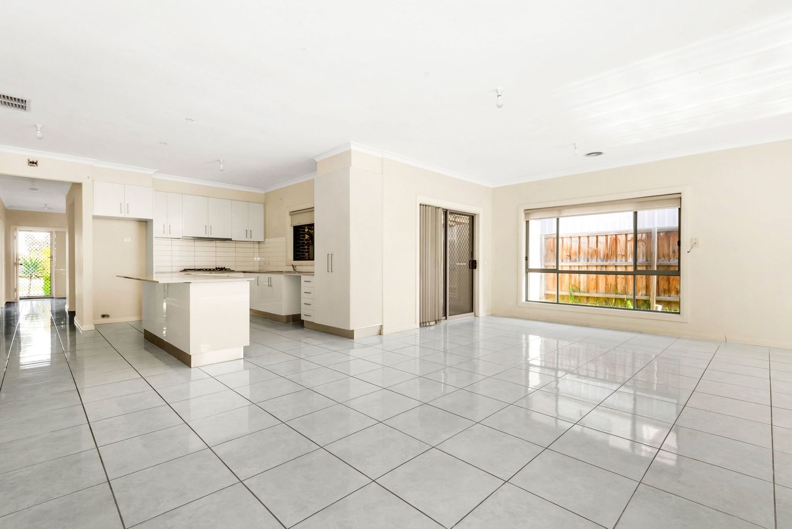 258 Harvest Home Road, Wollert VIC 3750, Image 2