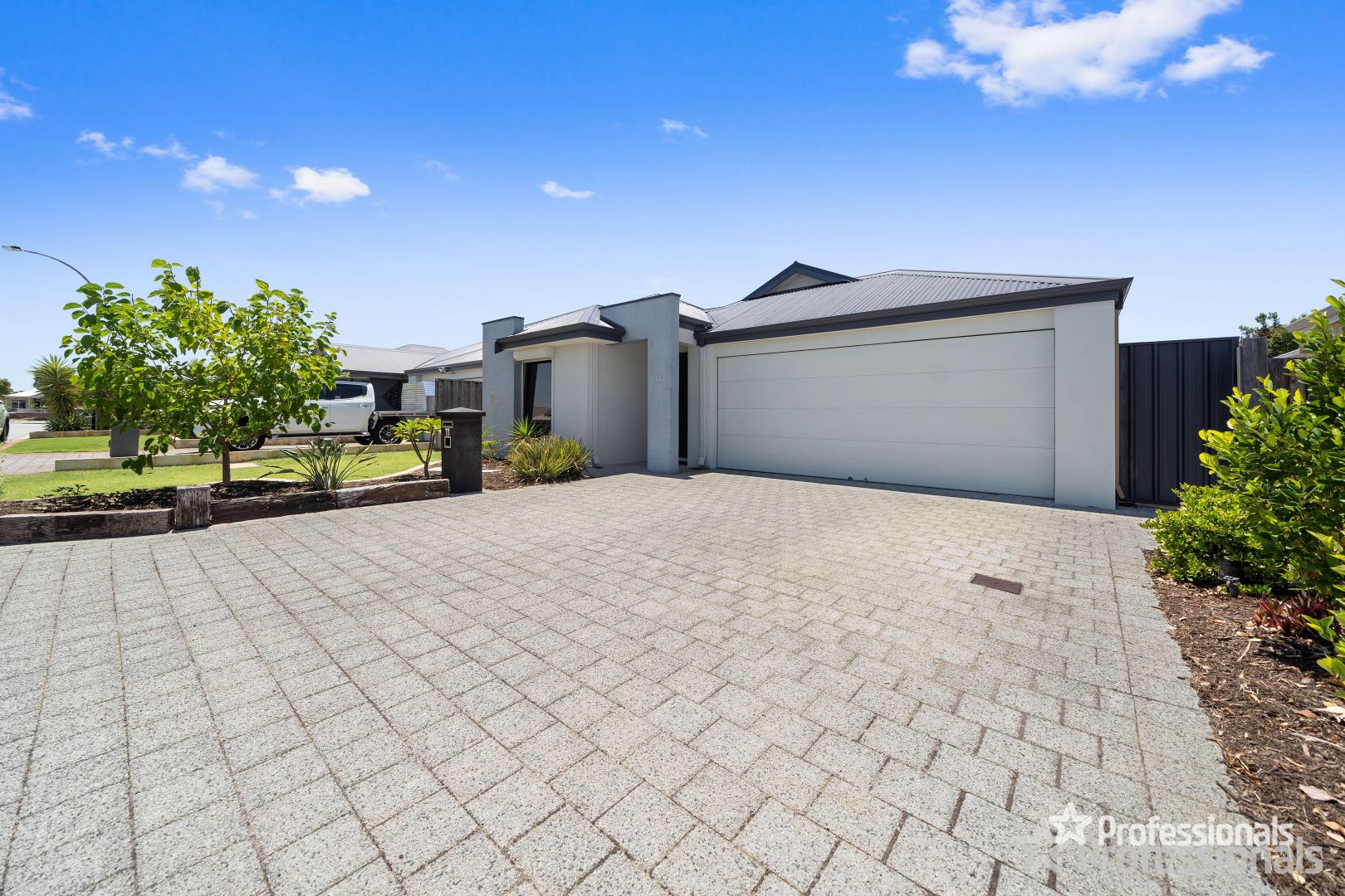 11 Hinxman Drive, Ellenbrook WA 6069, Image 1