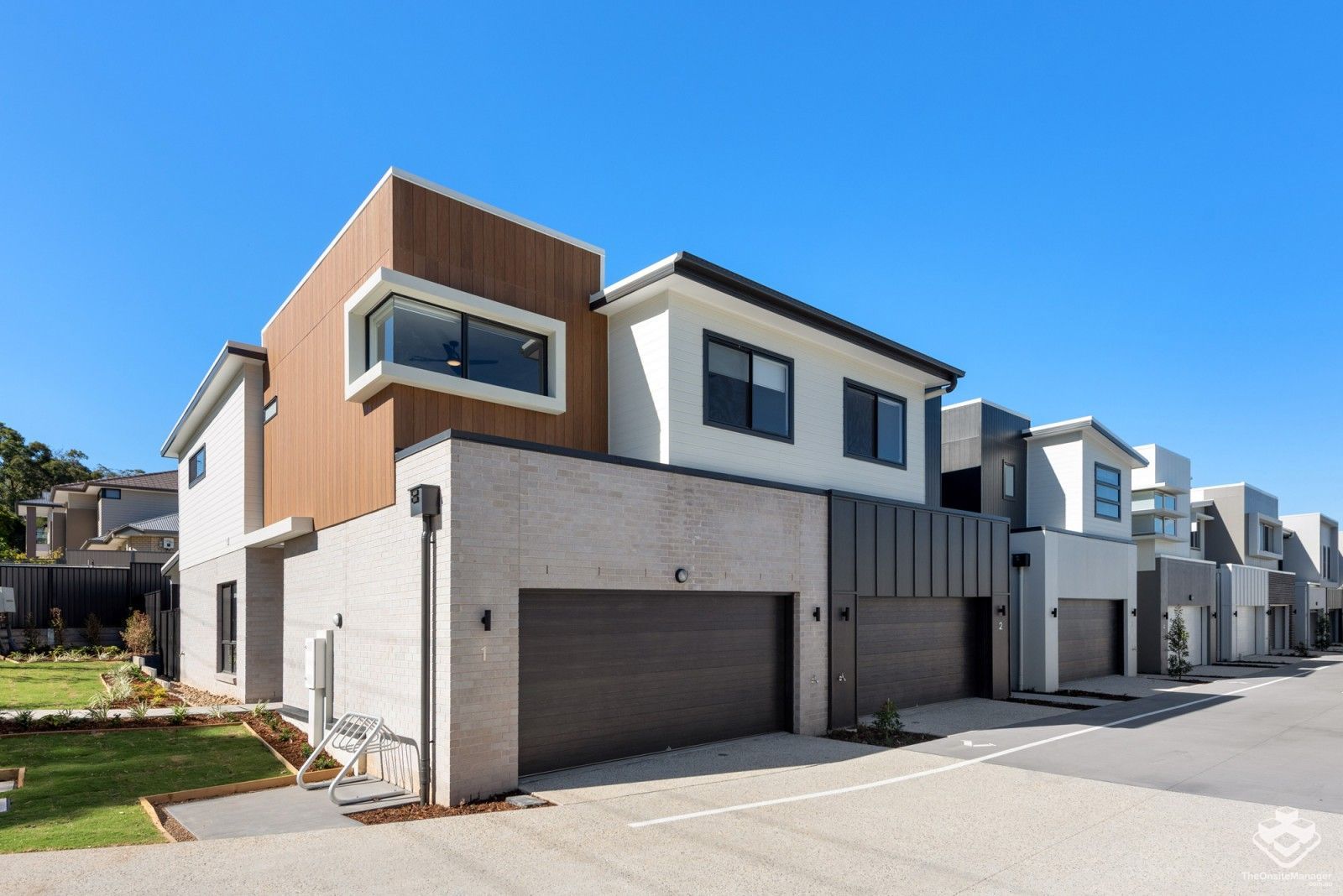 4 bedrooms Townhouse in ID:21110856/67 Landis Street MCDOWALL QLD, 4053