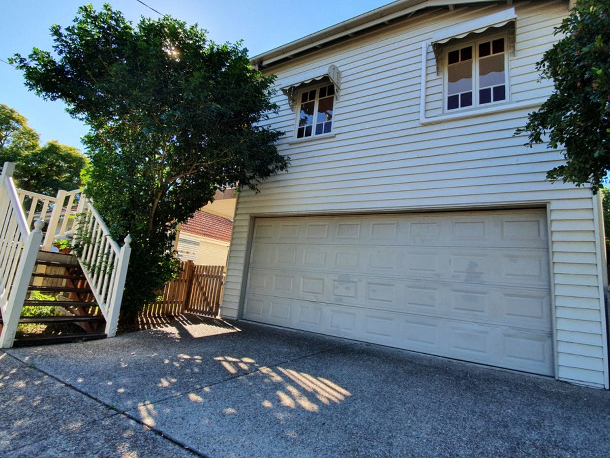 4 bedrooms House in 99 Hawthorne Road HAWTHORNE QLD, 4171