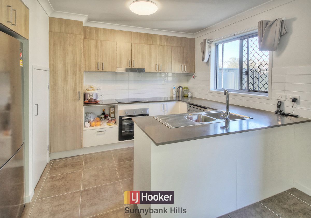 185/2 Diamantina Street, Calamvale QLD 4116, Image 2